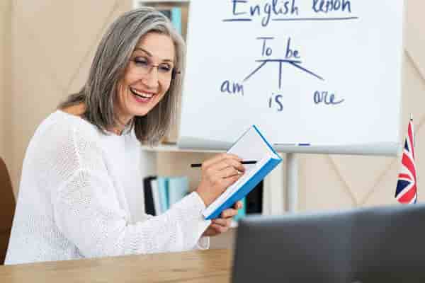 İngilizce Okul ve Öğrenim Durumu ile İlgili Cümleler